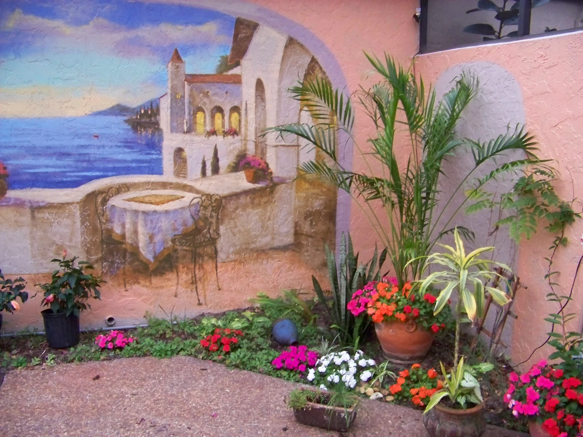 Murals by Violetta Chandler — work 03