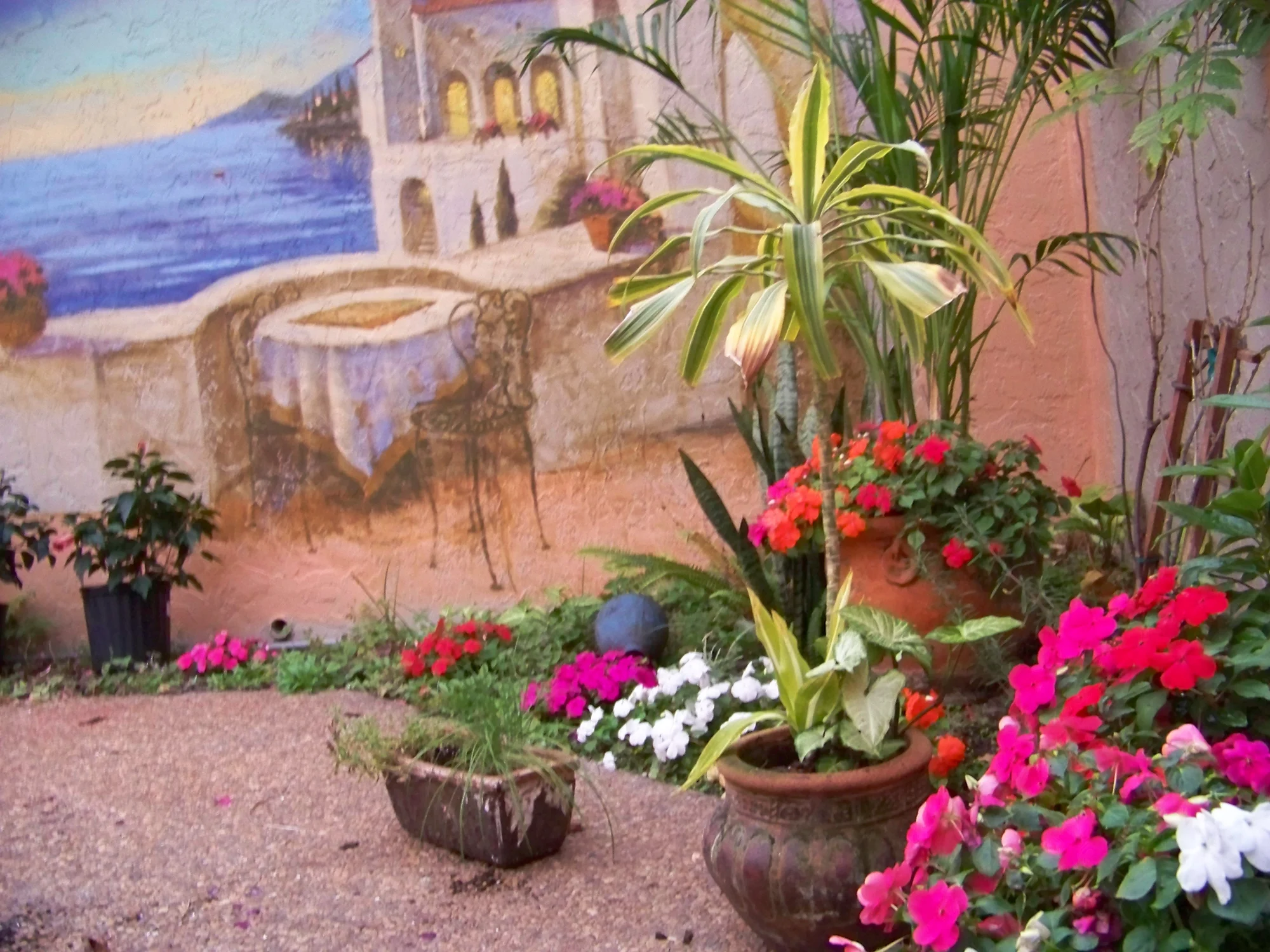 Murals by Violetta Chandler — work 04